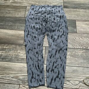 25. Lulu Instill HR Tight